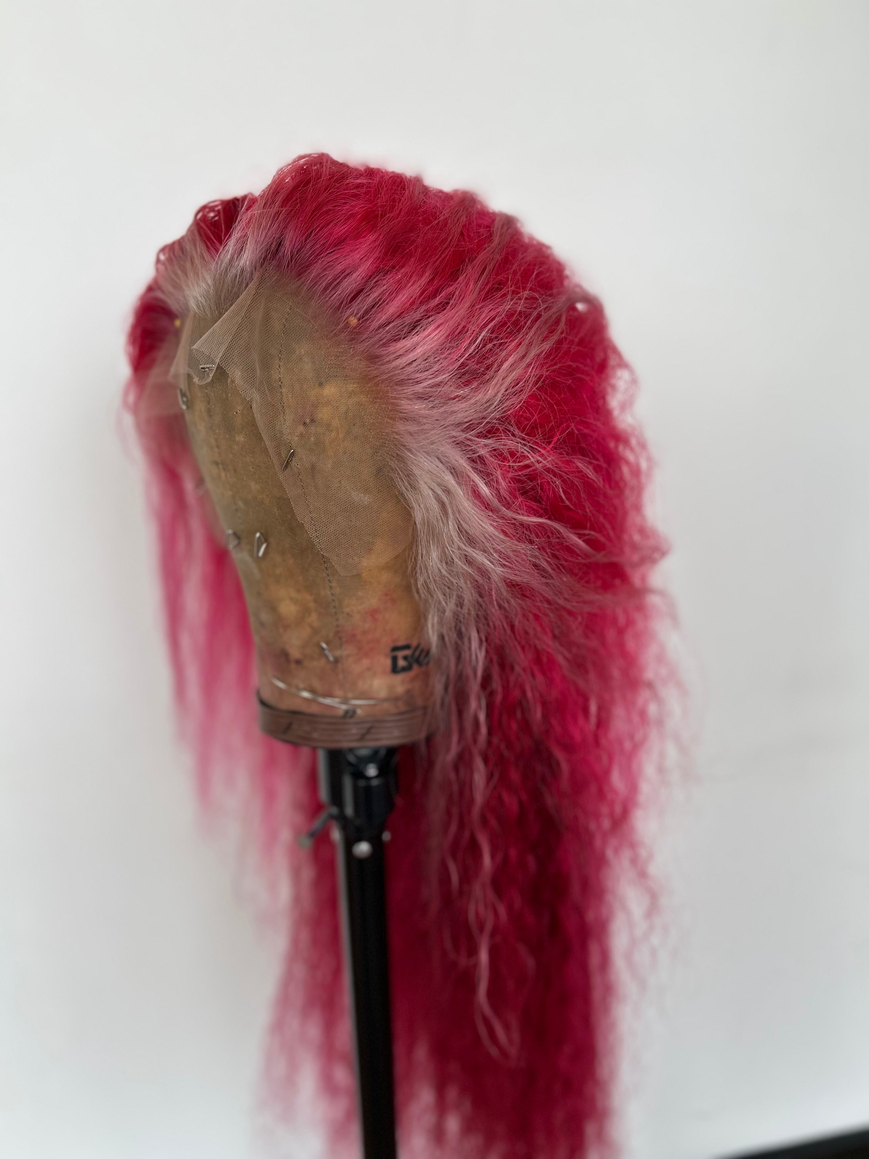 Gluless Wig Construction